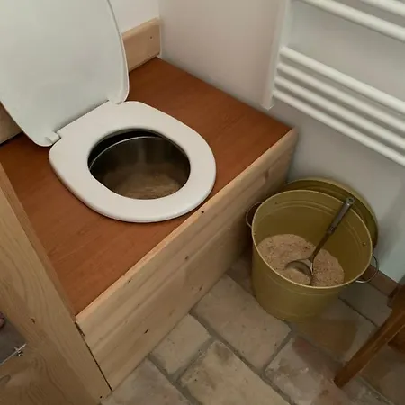 Bed & Breakfast D'hote Charlambias Vallabrègues