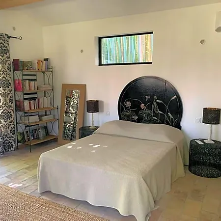 D'hote Charlambias 3* Vallabrègues